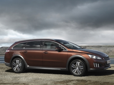 PEUGEOT 508 Debut !  (+508RXH)