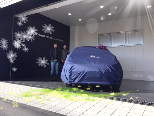 プジョー208FirstSelectionをご納車させて頂きました。