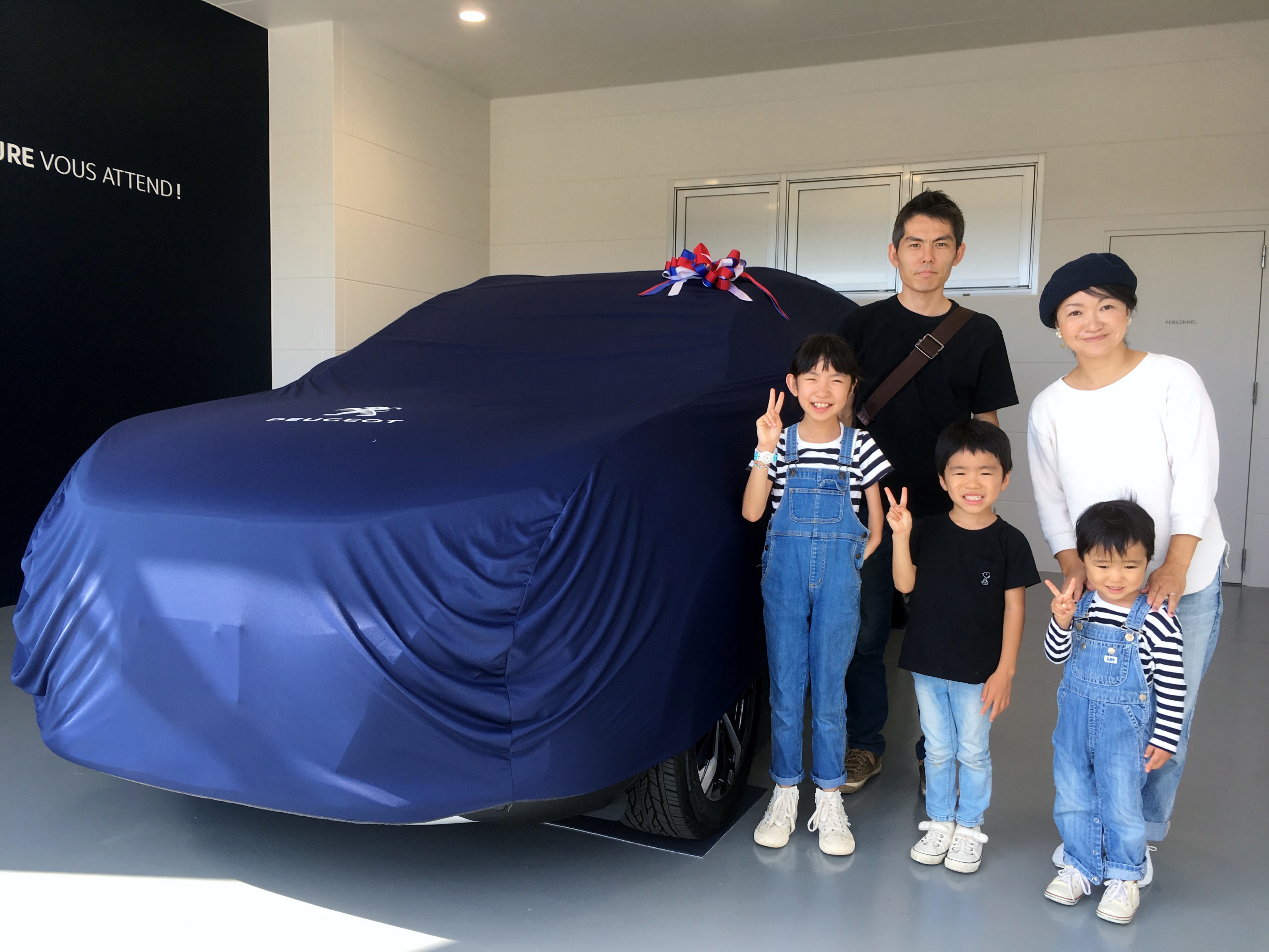 プジョー5008GT FCPをご納車させて頂きました！
