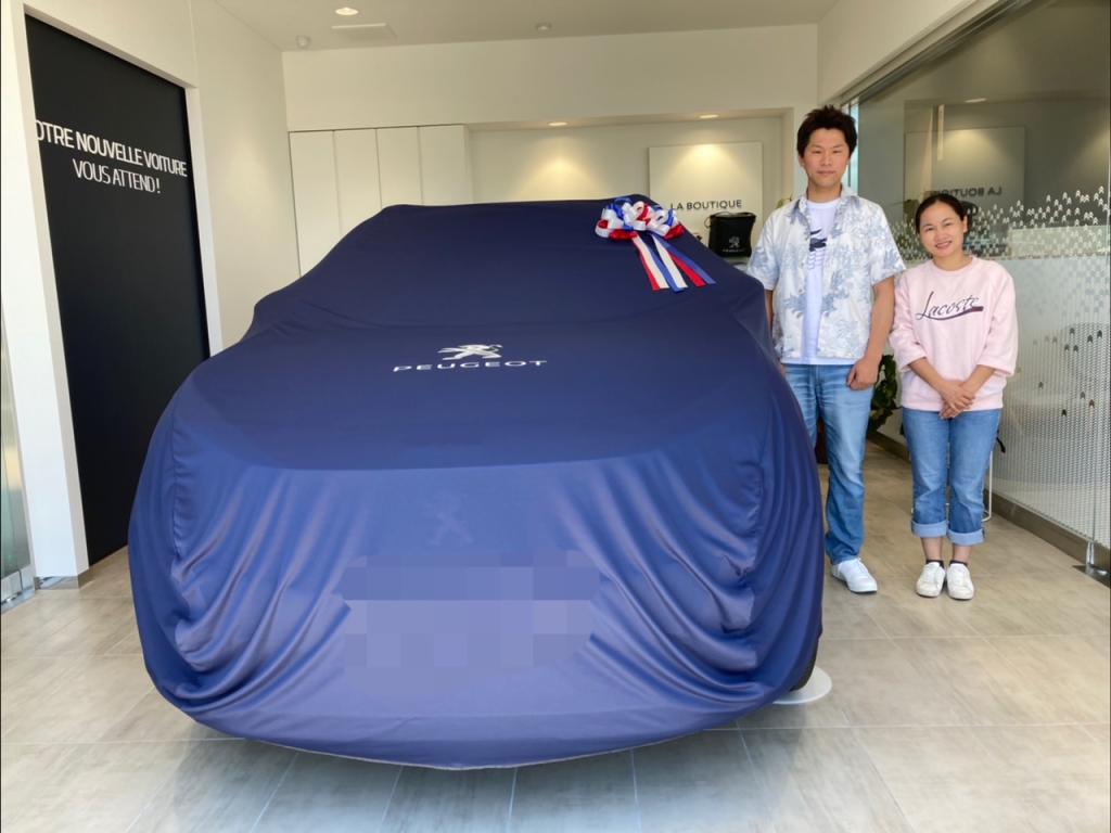プジョー3008GT HYBRID4 L.PKGをご納車させていただきました