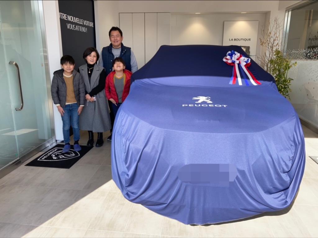 プジョー2008Allureをご納車させていただきました