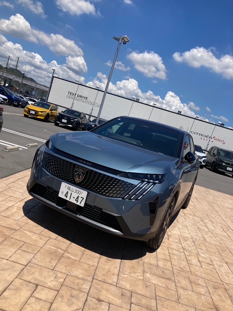 PEUGEOT HYBRID 開催中です！！